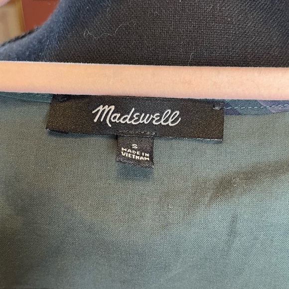 Madewell Marianna Raglan Puff Sleeve Plaid Green 
Mini dress Size S Retail $120 - Picture 4 of 5